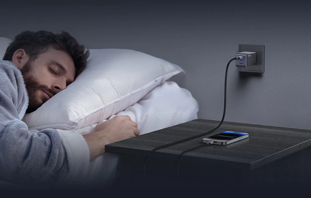 UGREEN Nexode S 65W GaN Fast Charger 3-Port USB-C Wall Charger 2 USB-C PD 1 USB-A MacBook iPhone 15 Galaxy iPad (35042) Ugreen