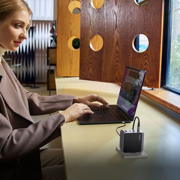 UGREEN Nexode S 100W 4-Port GaN Fast Wall Charger USB-C Power Delivery USB-A Compact Foldable MacBook iPhone iPad (35043) Ugreen