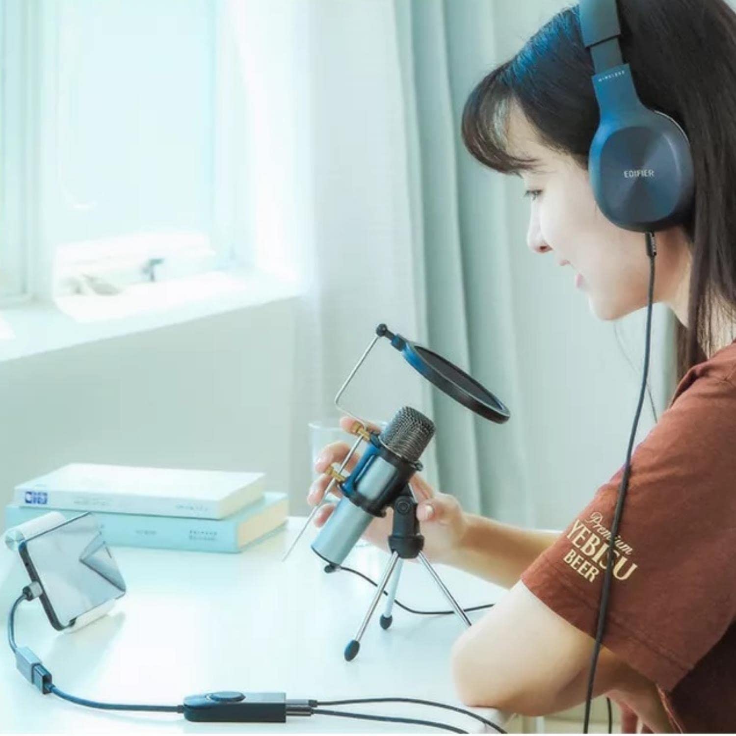 UGREEN USB Audio Adapter External Sound Card 3.5mm Headphone Microphone Jack USB to 3.5mm Converter PC Laptop PS4 PS5 40964 Ugreen