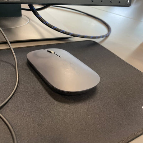 UGREEN 2.4G Silent Wireless Optical Mouse USB Receiver 4000 DPI PC Laptop Computer Chromebook MacBook Grey Ergonomic (90373) Ugreen