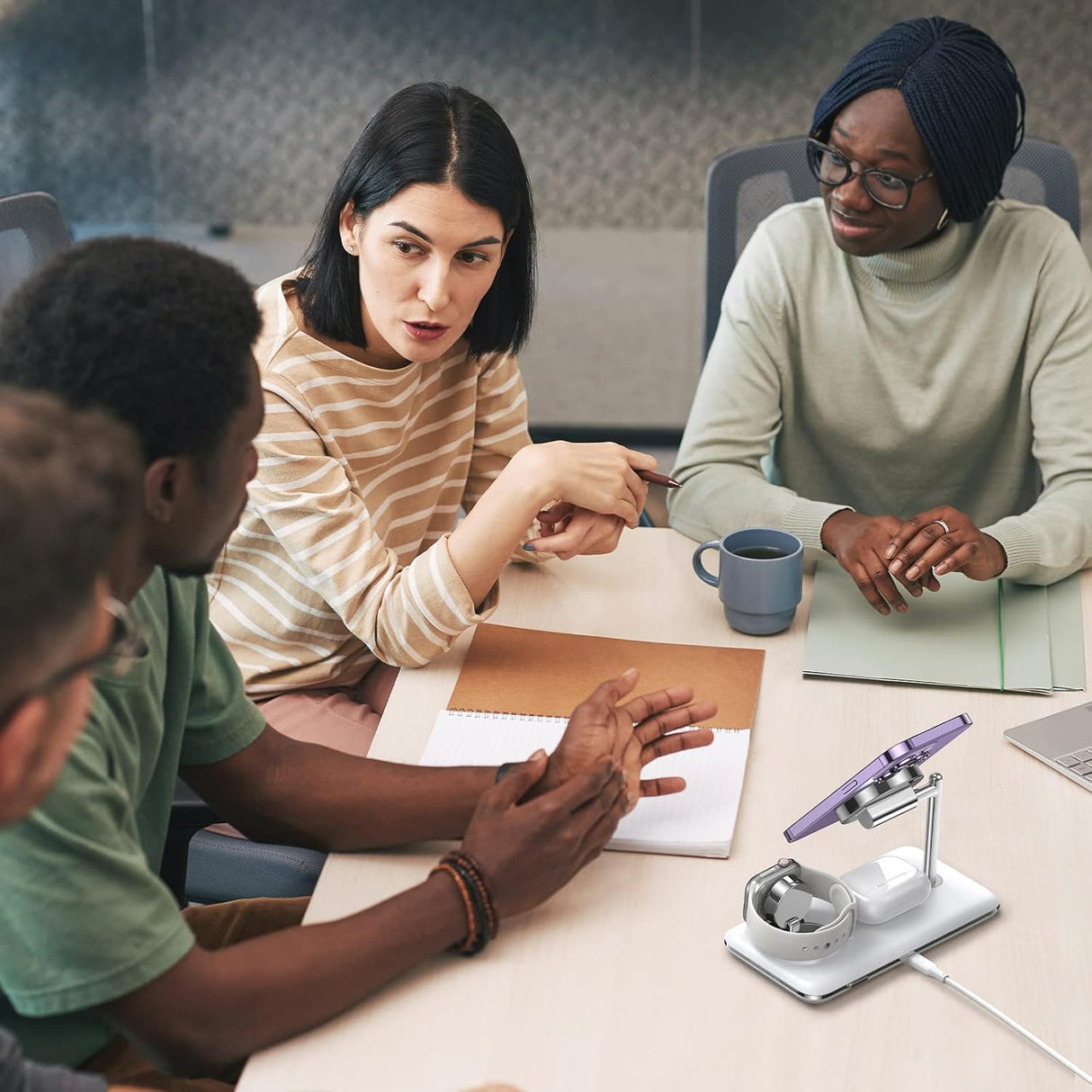UGREEN 3-in-1 MagSafe Wireless Charging Station 25W Fast Magnetic Charger iPhone 15/14/13/12 AirPods Apple Watch Foldable White 90326 Ugreen