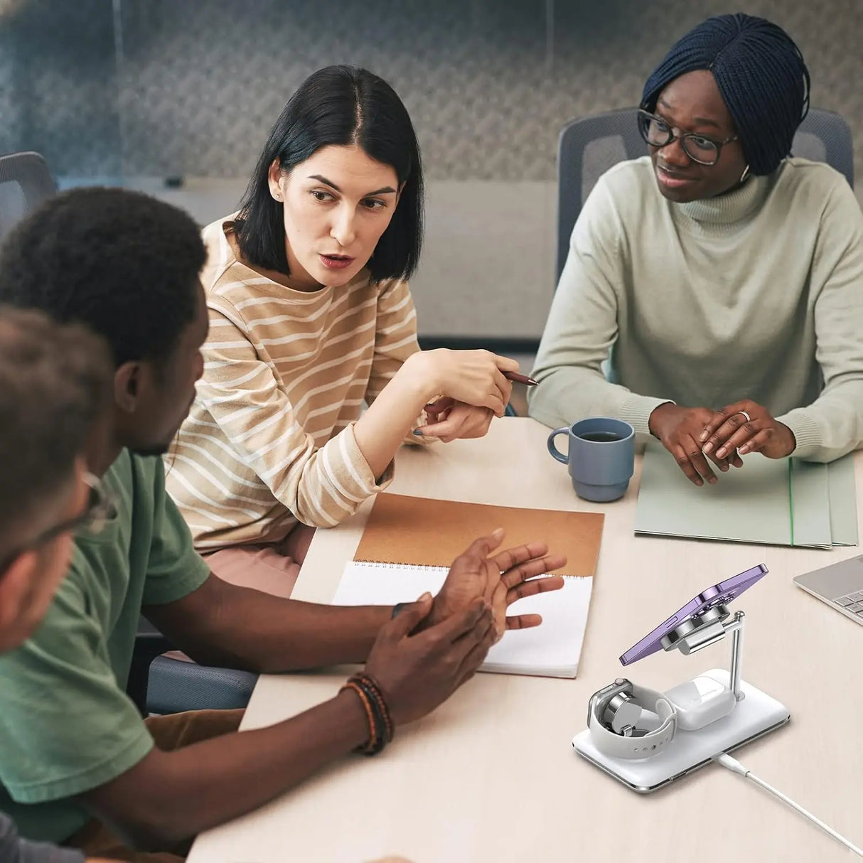 UGREEN 3-in-1 MagSafe Wireless Charging Station 25W Fast Magnetic Charger iPhone 15/14/13/12 AirPods Apple Watch Foldable White 90326 Ugreen
