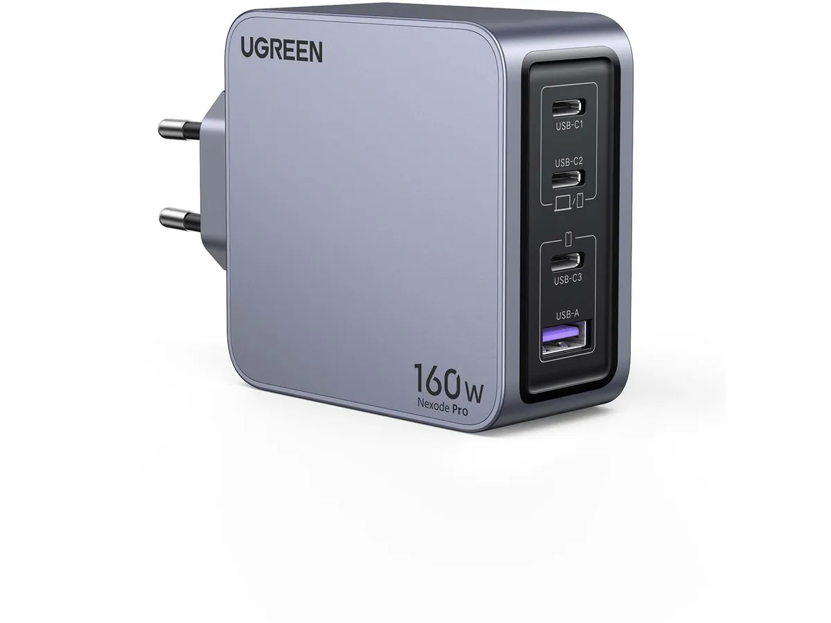UGREEN Nexode Pro 160W GaN Charger 4-Port Desktop Station 3 USB-C 1 USB-A with Cable MacBook Pro iPhone 15 iPad 25877 Ugreen