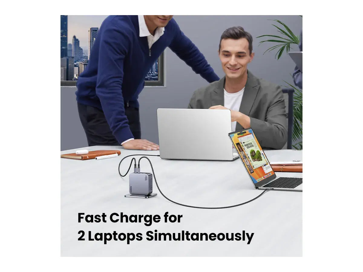 UGREEN Nexode Pro 160W GaN Charger 4-Port Desktop Station 3 USB-C 1 USB-A with Cable MacBook Pro iPhone 15 iPad 25877 Ugreen