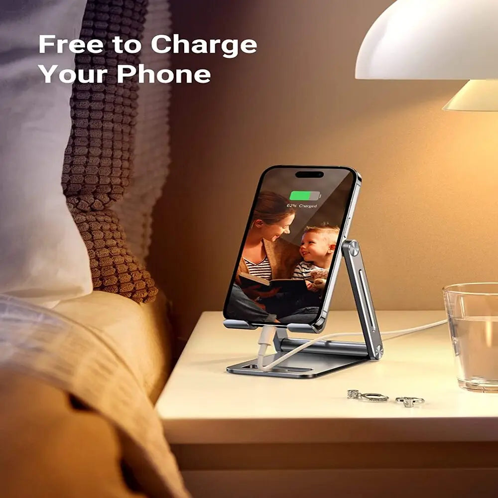 UGREEN LP263 desktop phone stand holding and allowing a smartphone to charge in portrait mode