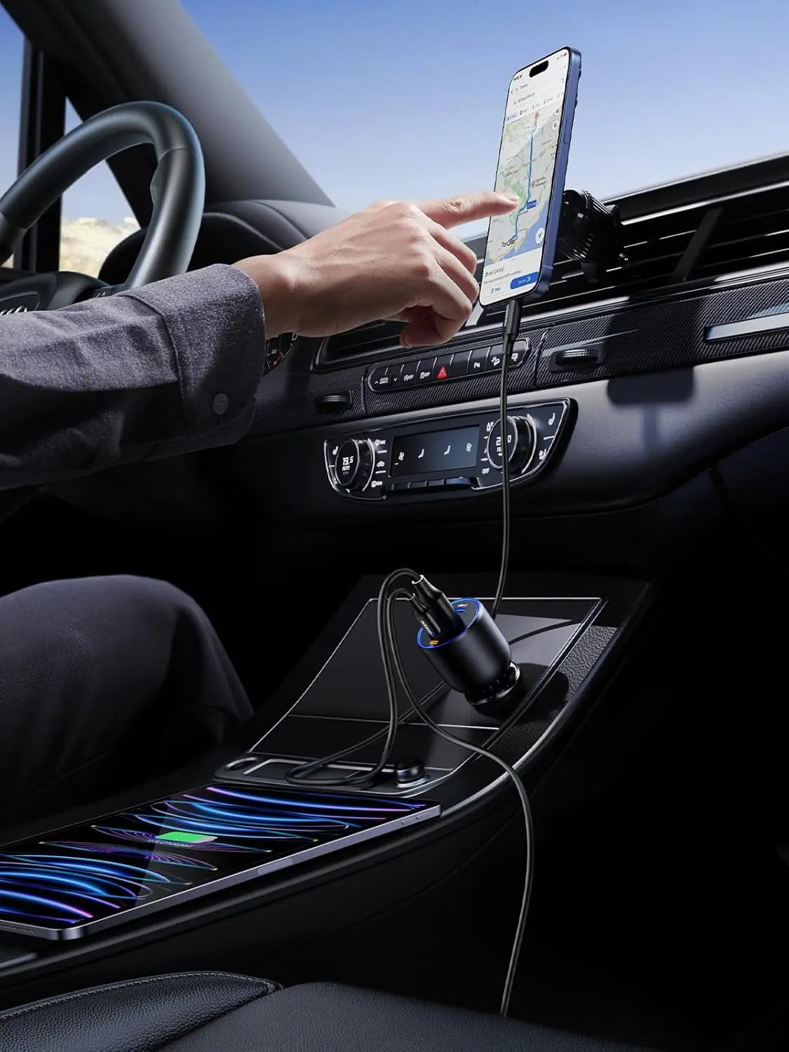 UGREEN 130W USB-C Car Charger PD 100W 30W Type-C Car Charging Adapter iPhone 15 Pro Max iPad MacBook Fast Charging 90413