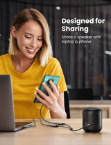 UGREEN AV141 30619 3.5mm audio sharing splitter designed for sharing music from a phone