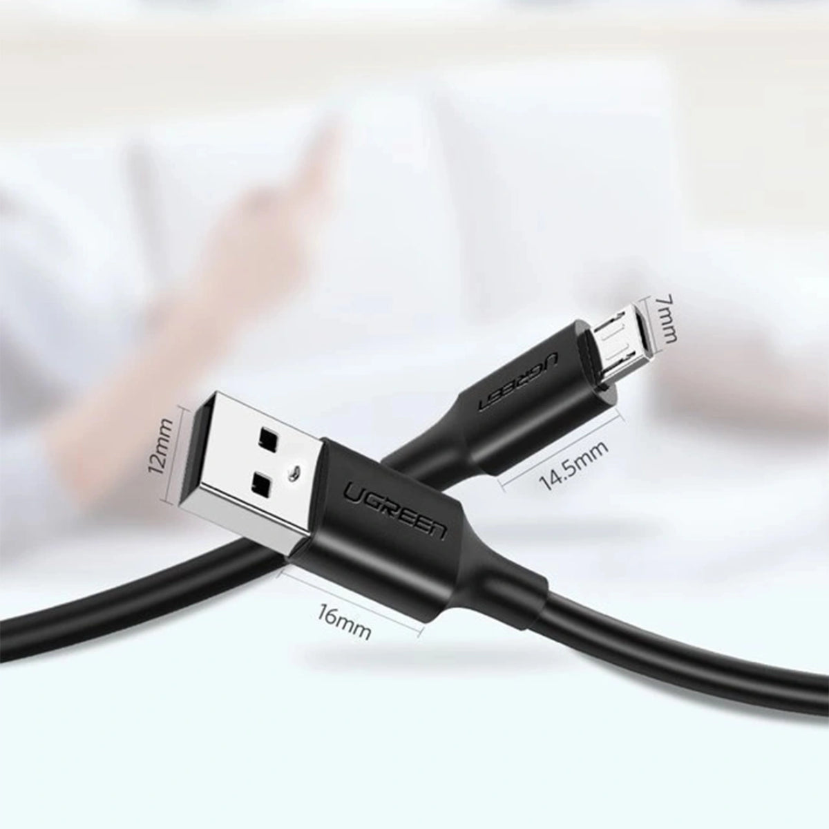 UGREEN 60827 3m USB 2.0 A to micro USB cable charging a phone